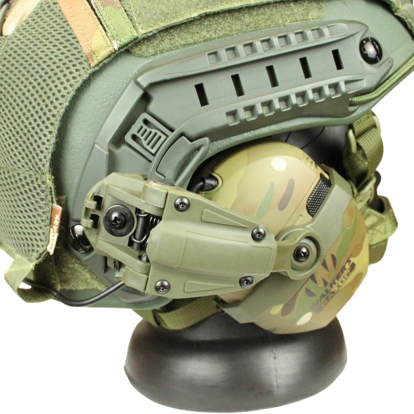 Комплект шолом балістичний FAST NIJ 0106.01 IIIA. 44 WENDY з навушниками Walker's Razor Slim Electronic Muffs MultiCam